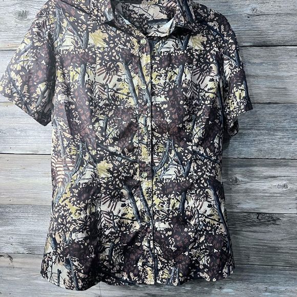 EUC Bushlane Camo Button Up Hunting Shirt in Brown - Picture 9 of 10